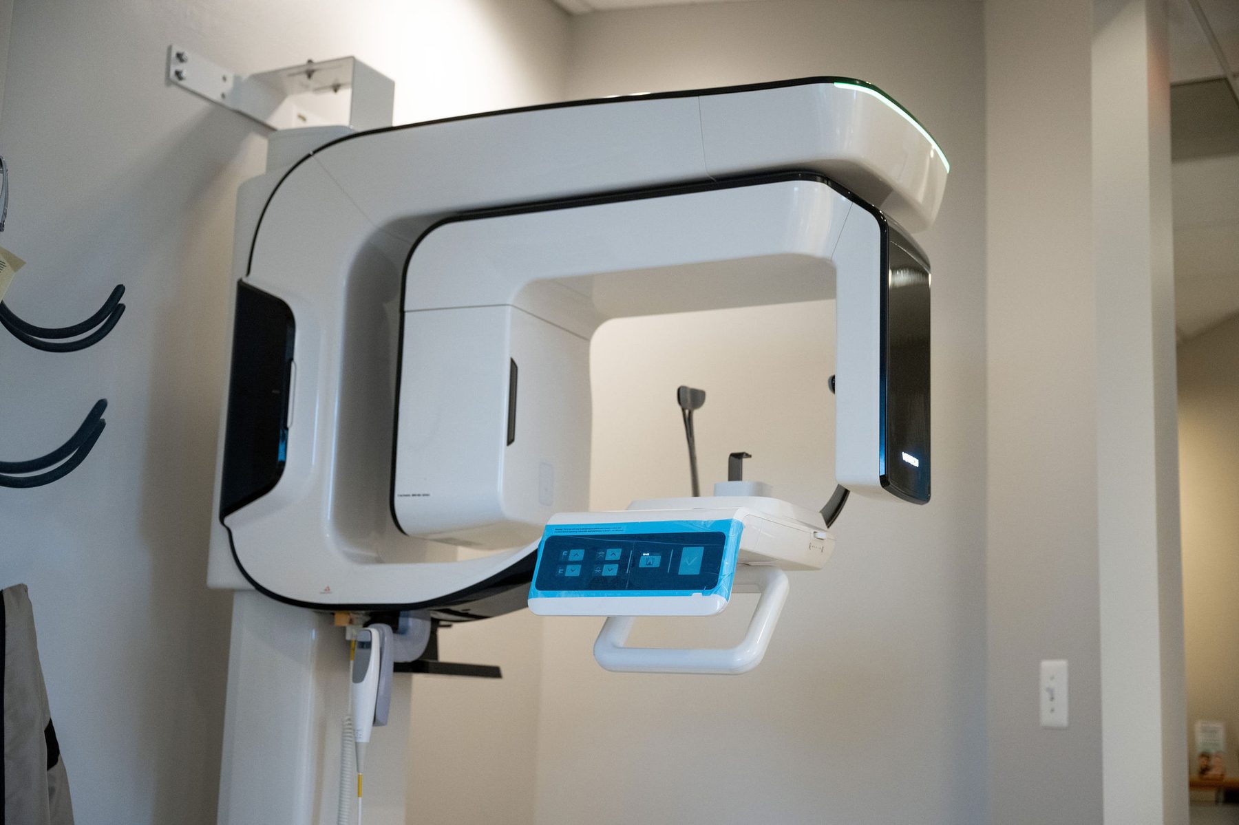 CBCT 3D imaging scanner at Precision Periodontics