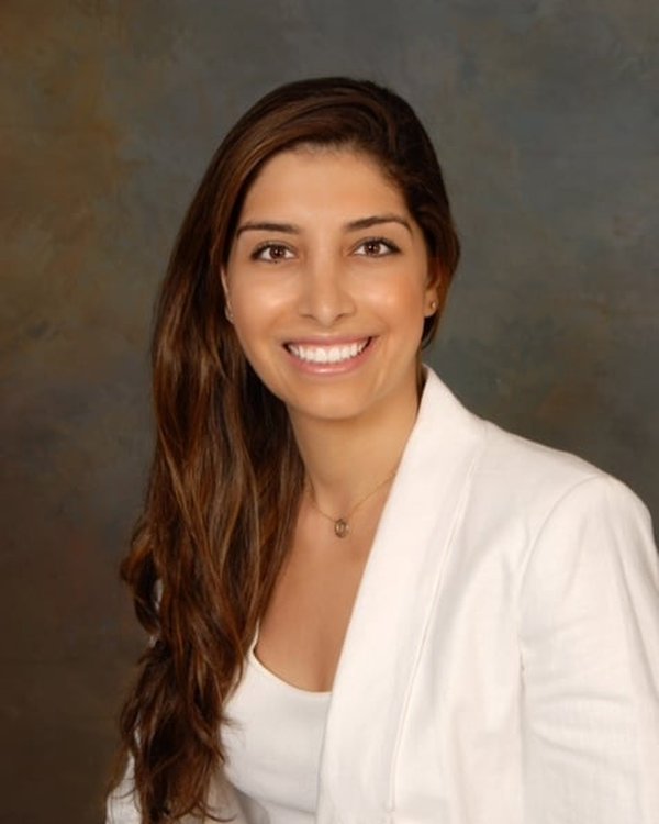 Dr. Dima Lakkis, periodontist